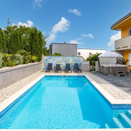 Awesome In With Wifi Casa vacanze Crikvenica